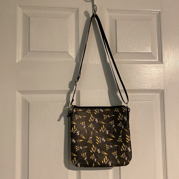 Hufflepuff cross-body purse - Picture 3 of 9